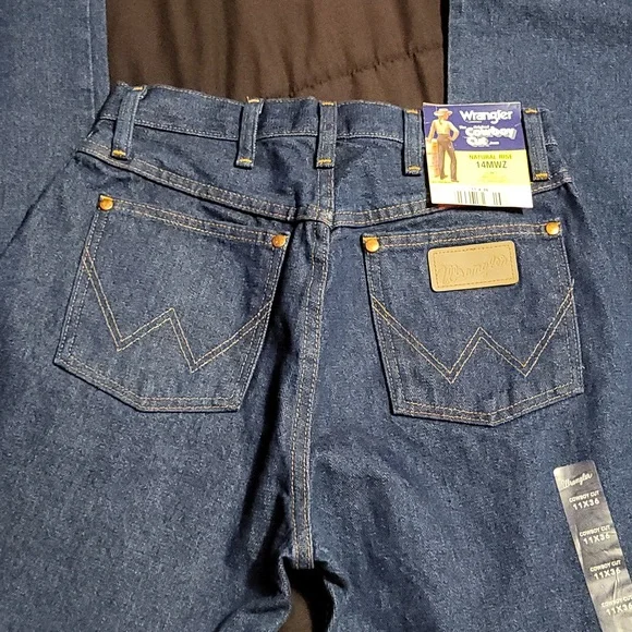 NWT Cowboy Cut Womans Wrangler Western Jean 11x36, Natural Rise Slim Fit Tapered - Picture 3 of 9